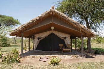 Robanda Tented Camp ภายนอก รูปภาพ